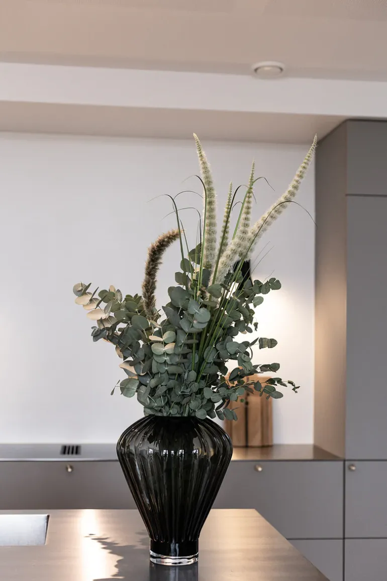 Evelyn Vase - Grey Large