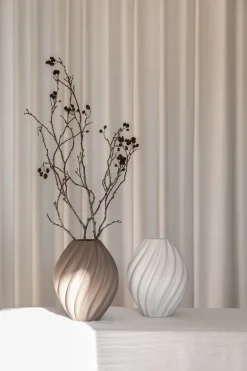 Flora Vase - Brown Large