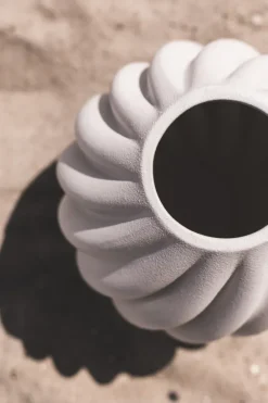 Flora Vase - Off White Large