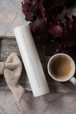 Kalenderlys med 24 øjeblikke af selvforkælelse -