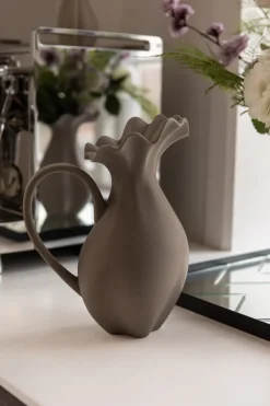 Nellie Jug - Brown No. 3