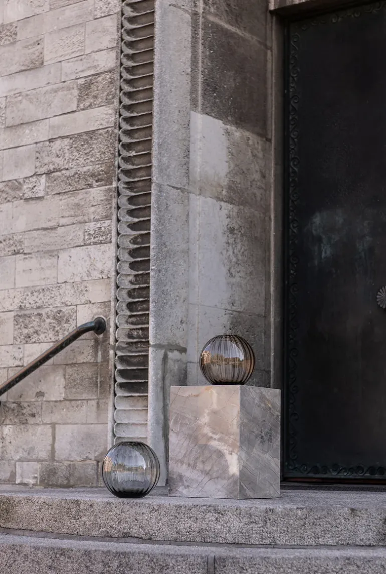 Sadie Vase - Line - Grey Medium