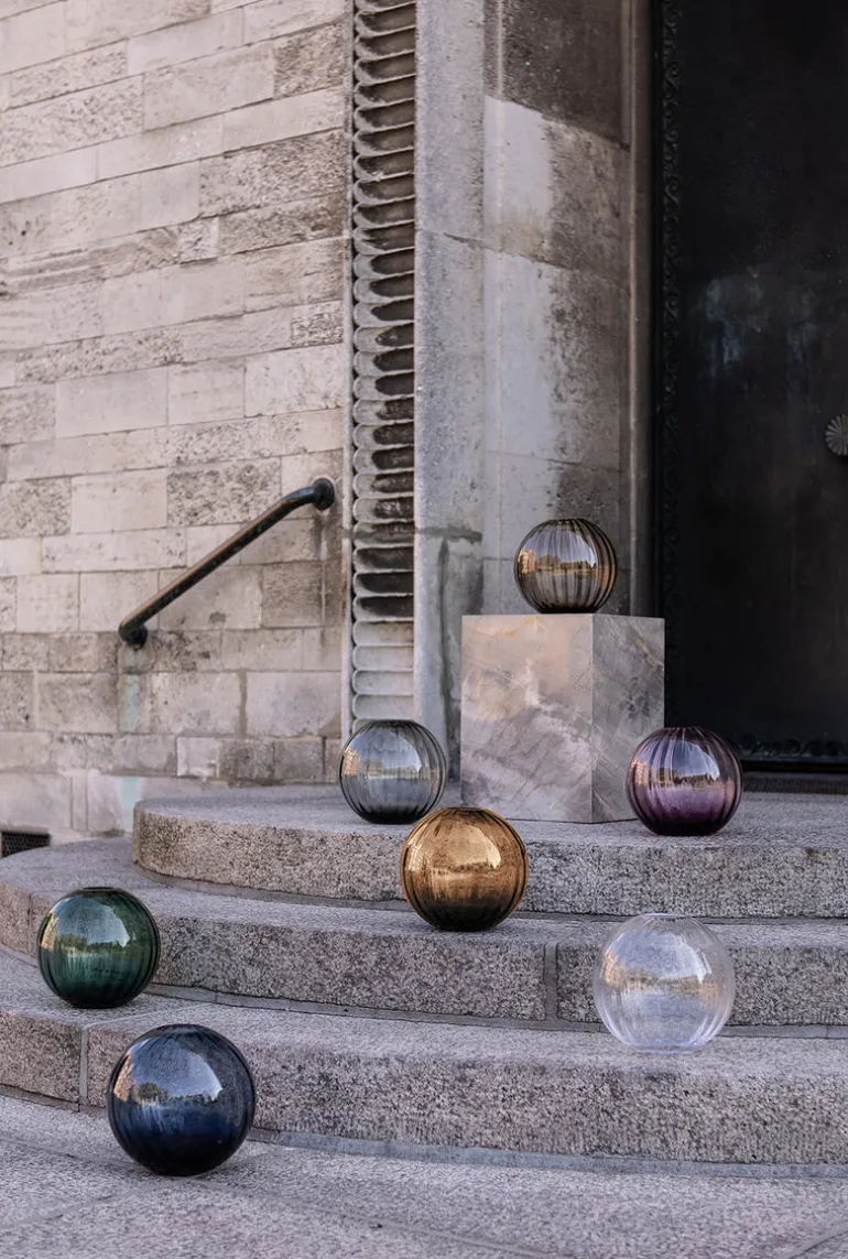 Sadie Vase - Line - Plum Medium