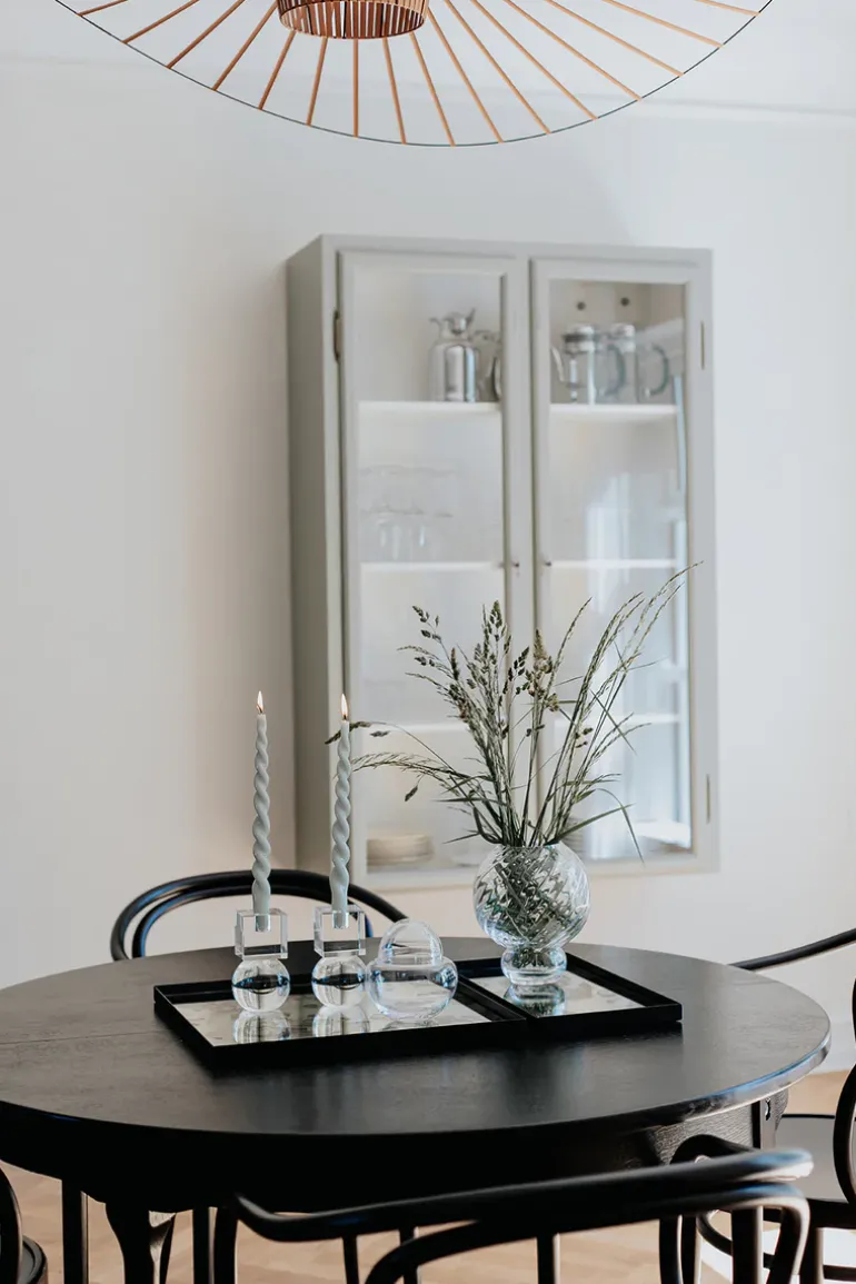 The Glossy Candle Collection - Packed with 4 pieces per box - Essential Emerald Fully Curled