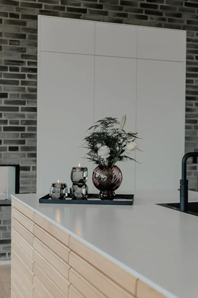 The Herringbone Tray - Grey Large