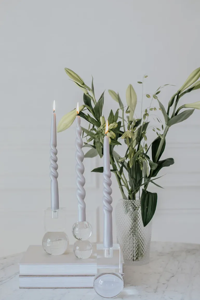 The Pearl Candle Collection - Packed with 4 Pieces per box - Silver Grey Pearl Middle Curled