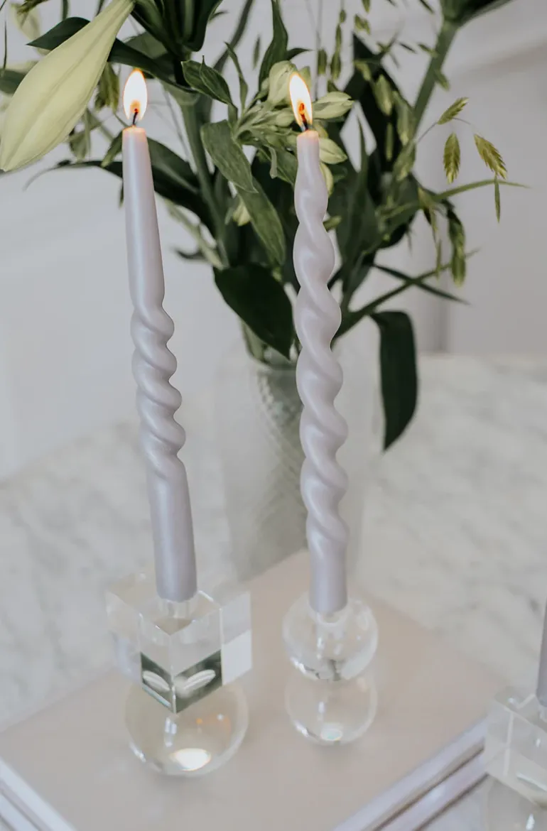 The Pearl Candle Collection - Packed with 4 Pieces per box - Silver Grey Pearl Middle Curled
