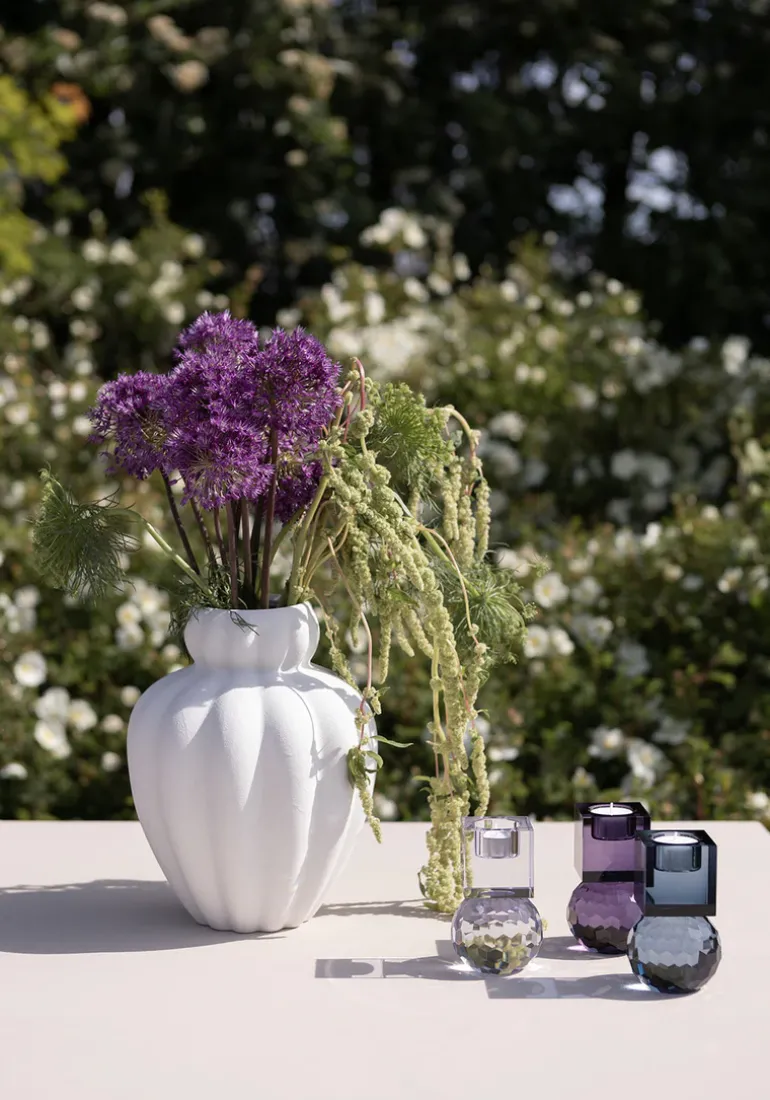 The Shadow T-light - Black Purple